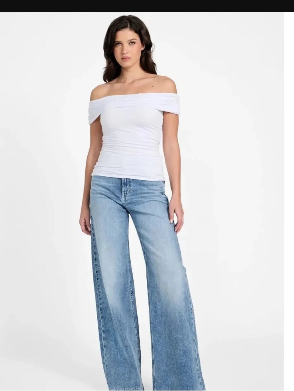GUESS Wide Leg mid to high rise distressed edge Jeans - size 31, 28 inseam